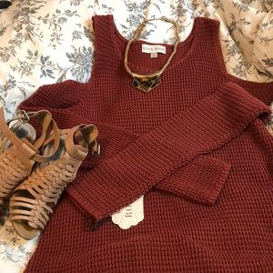 Pretty Rust colored sweater